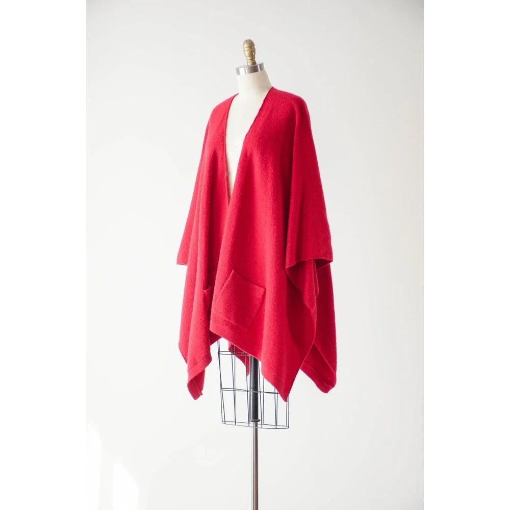 Pierre‎ Cardin red wool cape wool dark academia cottagecore sweater poncho